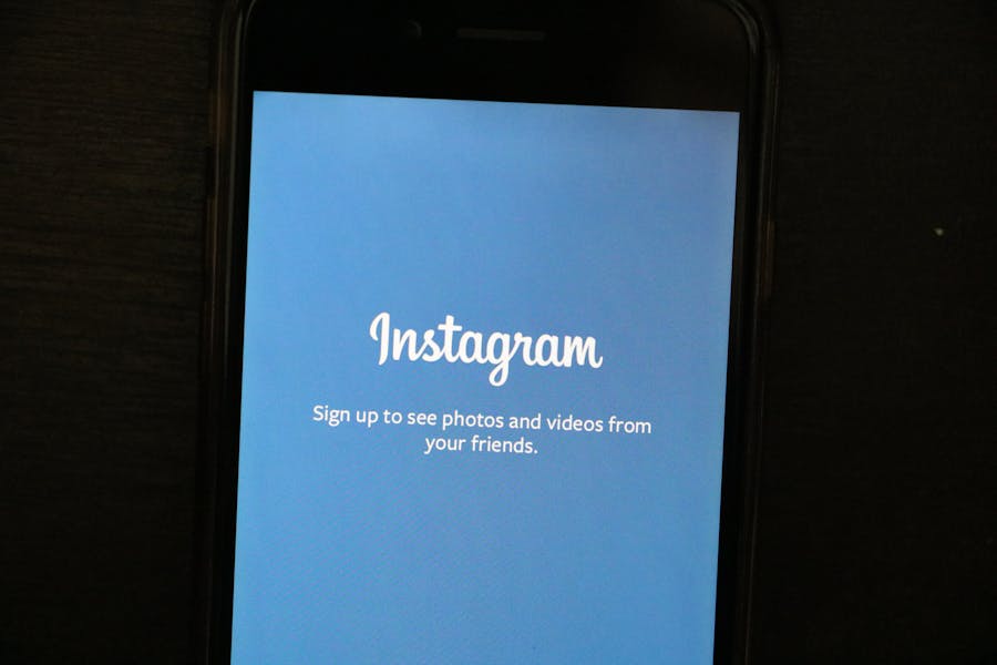 Be successful on Instagram need to know how to tell stories