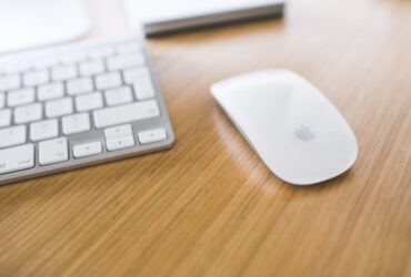 Stylish And Functional: The Best Mouse Pads For Modern e-learning Desktops