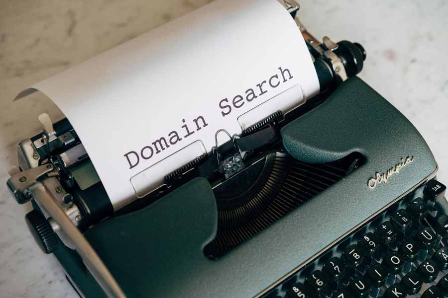 Why Choosing the Right Domain Name is Key for Tutors and Educational Services