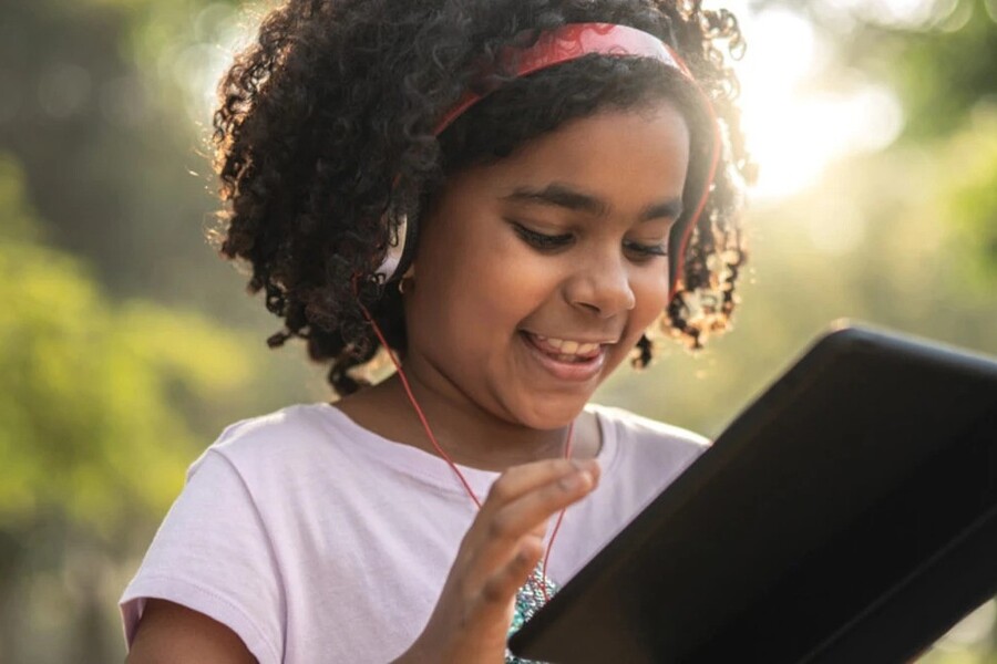 Senators Reintroduce Kids Online Safety Act