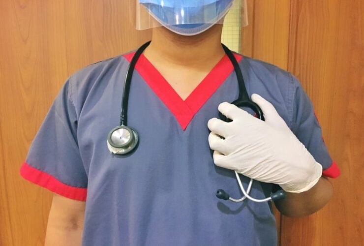 Do You Have to Go to Nursing School to Be a Nurse