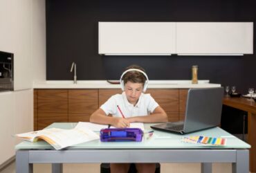 How Does Florida Virtual School Work?