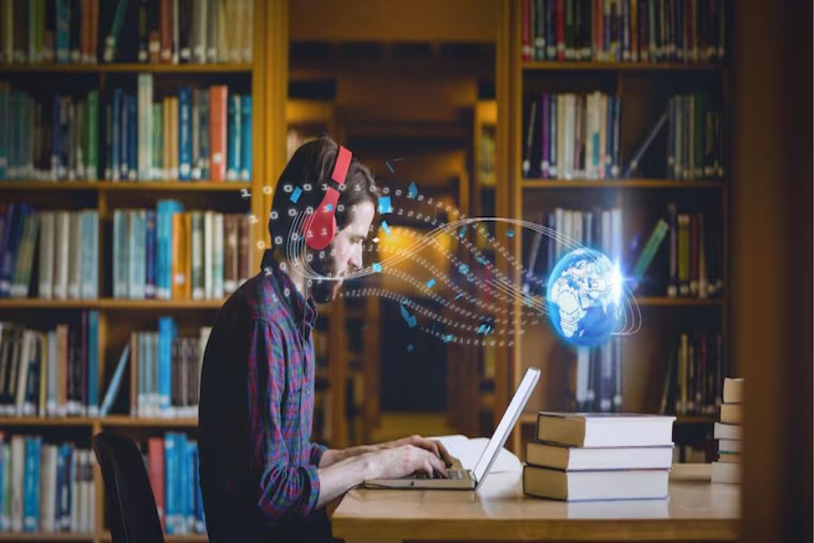How to Create Personalized and Adaptive Online Learning Experiences with AI